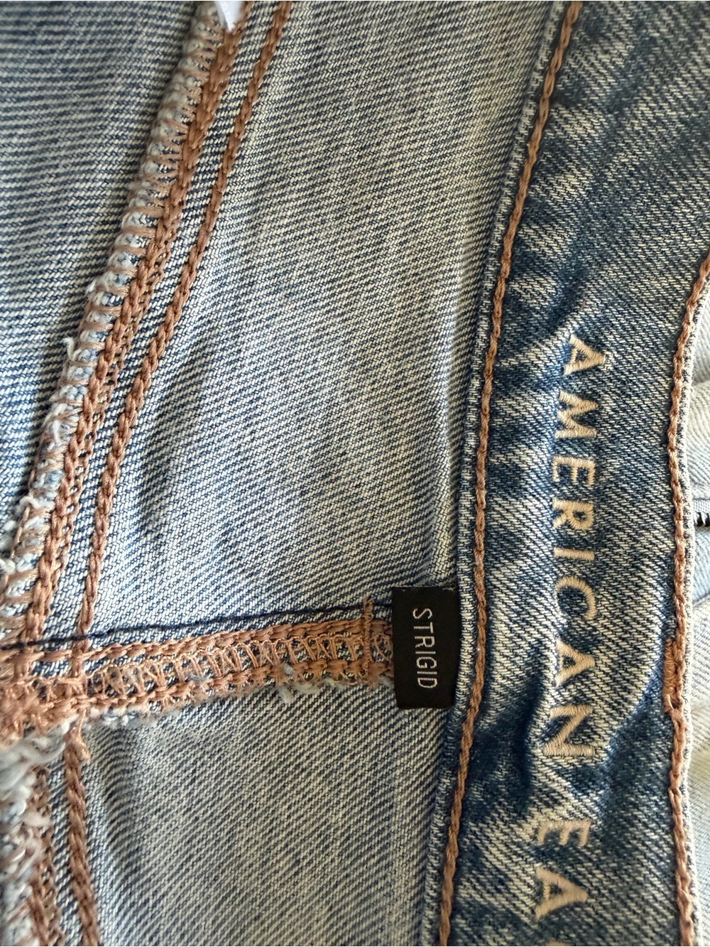 American Eagle Outfitters Light Blue Distressed Straight Leg Jeans - Picture 10 of 11
